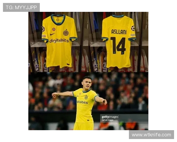 伊尔克汗向偶像恰20索球衣庆平局